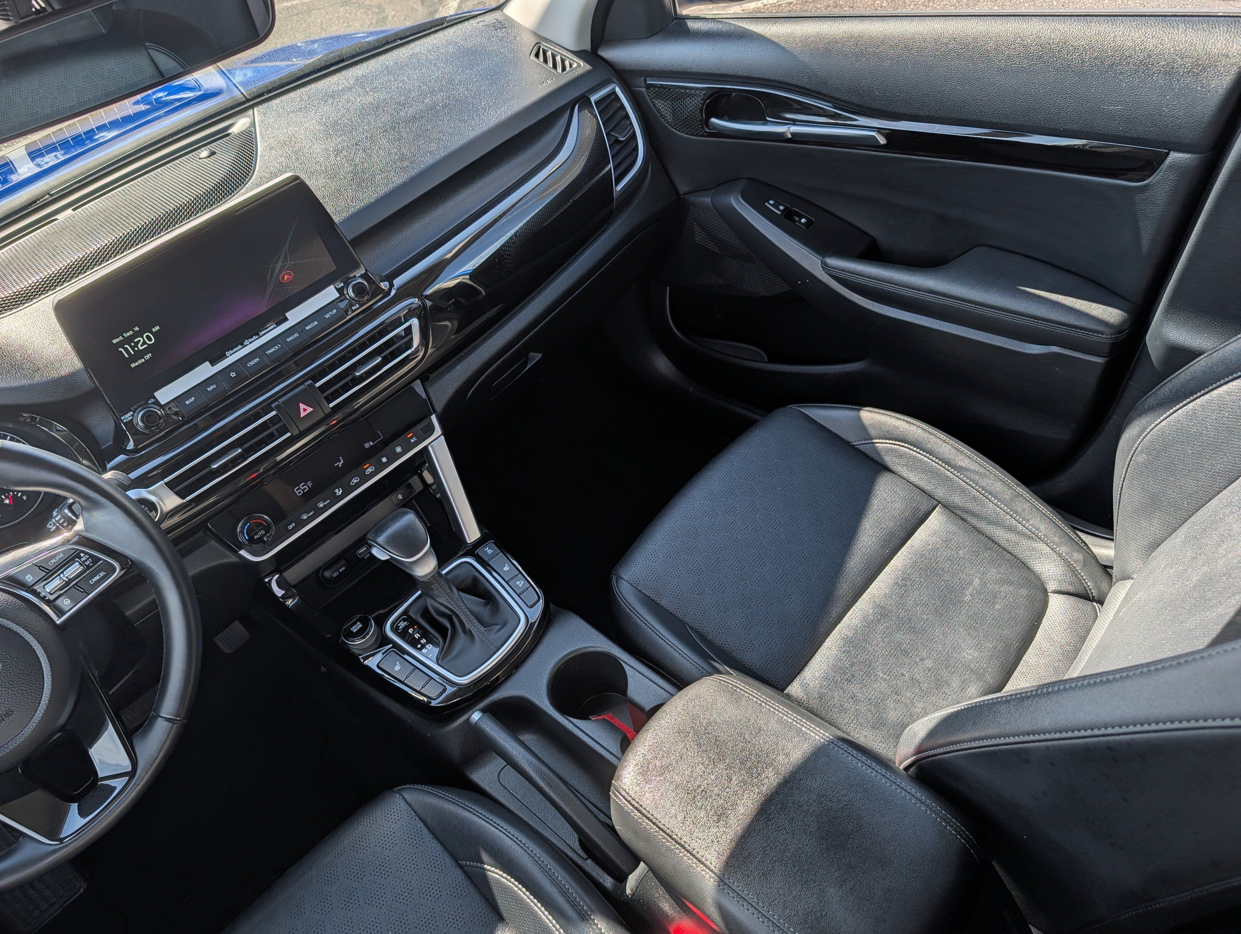 Certified 2023 Kia Seltos EX AWD/4WD image 11