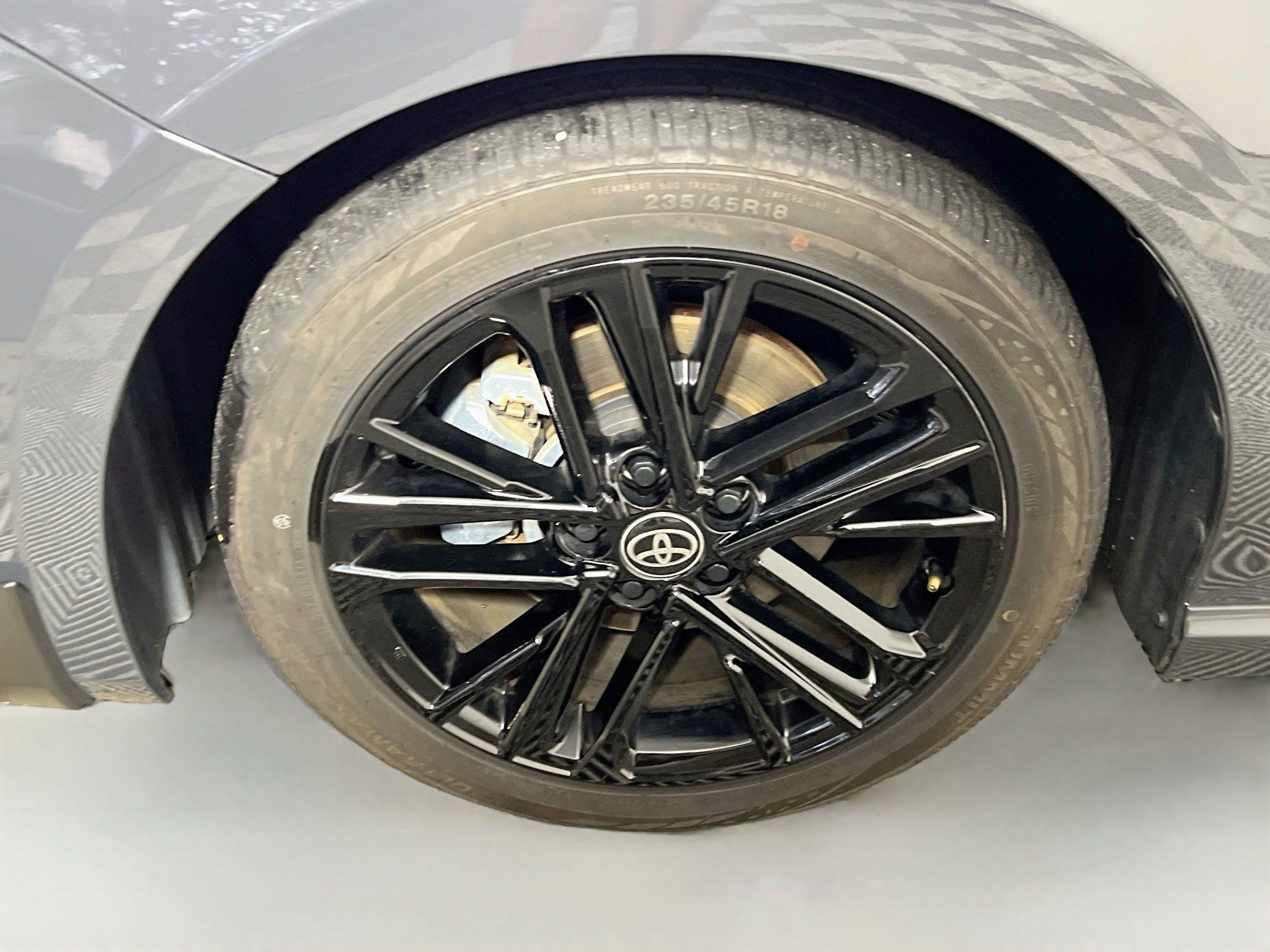 Used 2025 Toyota Camry SE FWD image 14