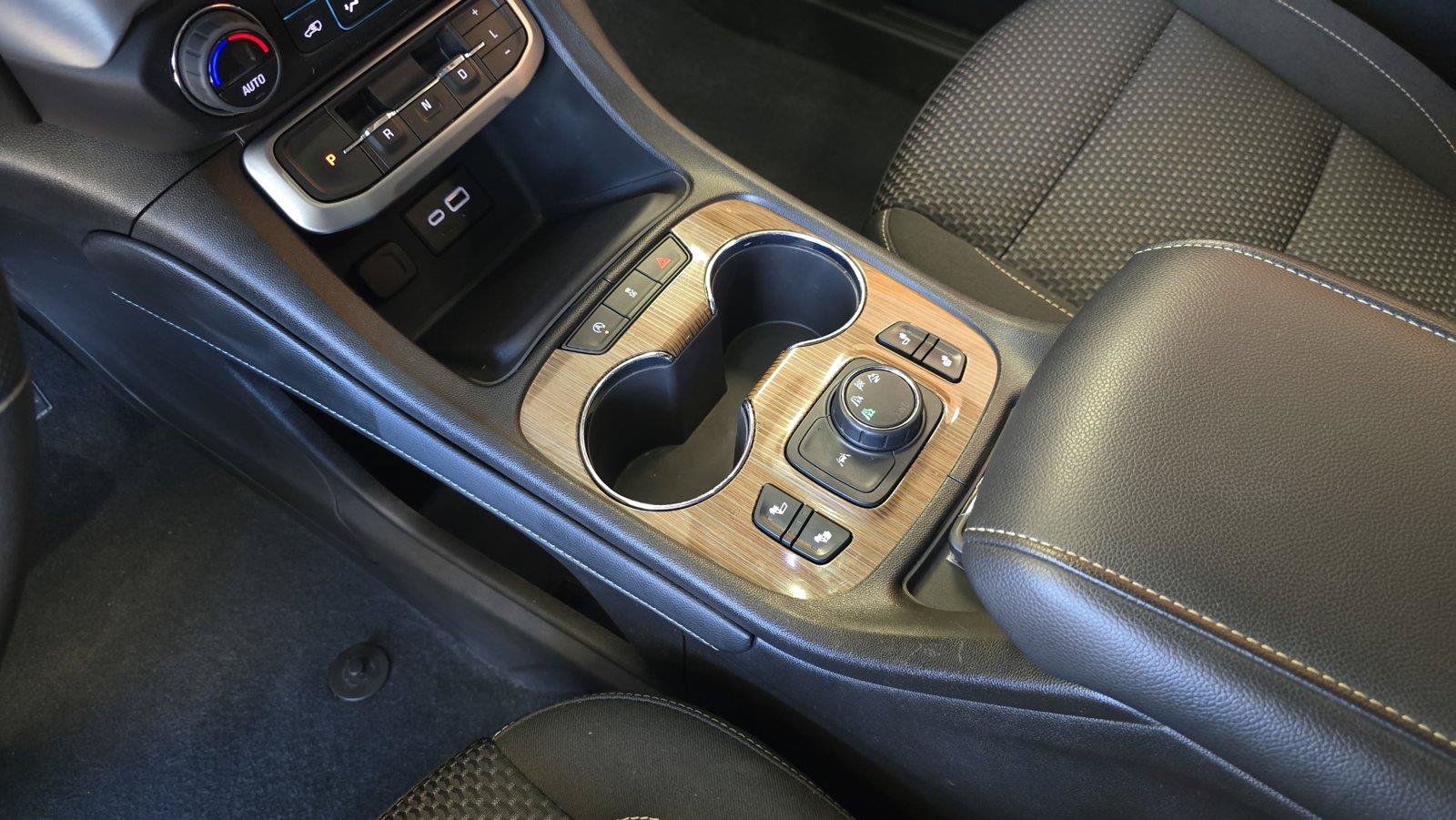 Used 2023 GMC Acadia SLE w/ Driver Convenience Package AWD/4WD image 23