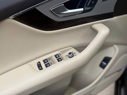 Used 2018 Audi Q7 2.0T Premium Plus w/ Premium Plus Package image 39