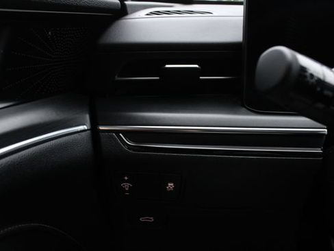 Used 2025 Kia K5 GT-Line w/ GT-Line Premium Package FWD image 7