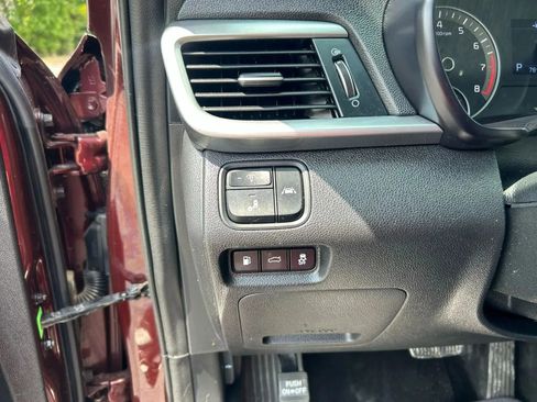 Used 2020 Kia Optima LX image 13