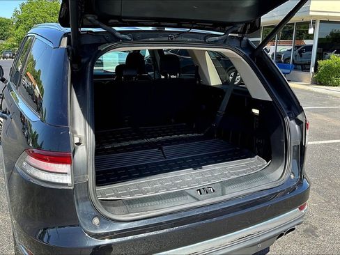 Used 2020 Lincoln Aviator Reserve w/ Equipment Group 202A AWD/4WD image 8