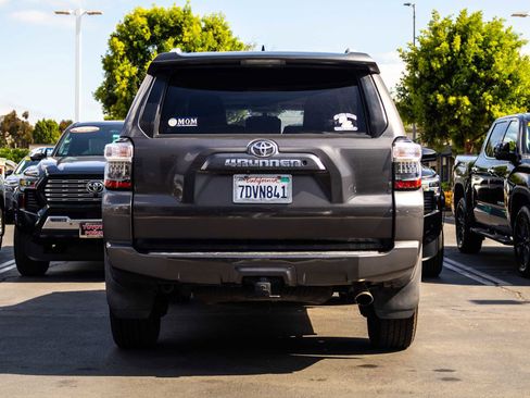 Used 2014 Toyota 4Runner SR5 Premium RWD image 5