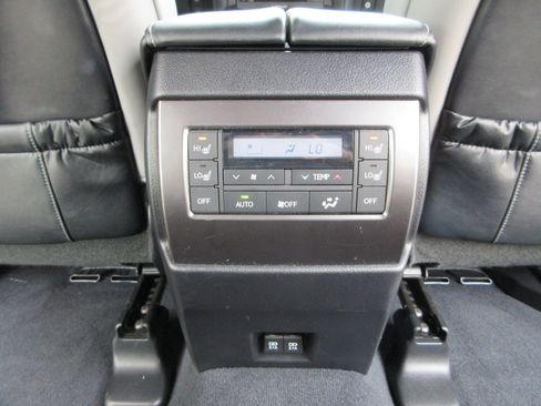Used 2023 Lexus GX 460 w/ Black Line Special Edition AWD/4WD image 22