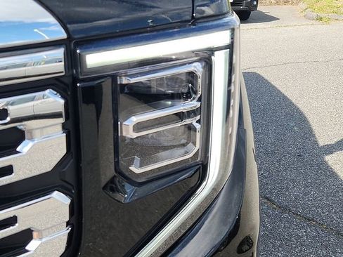 Certified 2024 GMC Sierra 1500 Denali w/ Denali Reserve Package AWD/4WD image 9