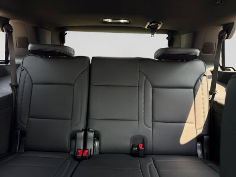 Used 2025 GMC Yukon Denali w/ Sun & Power Step Package AWD/4WD image 41
