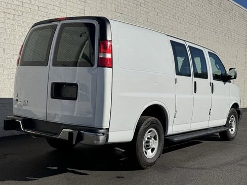 Used 2019 Chevrolet Express 2500 w/ Driver Convenience Package image 6
