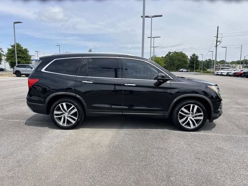 Used 2016 Honda Pilot Touring image 2