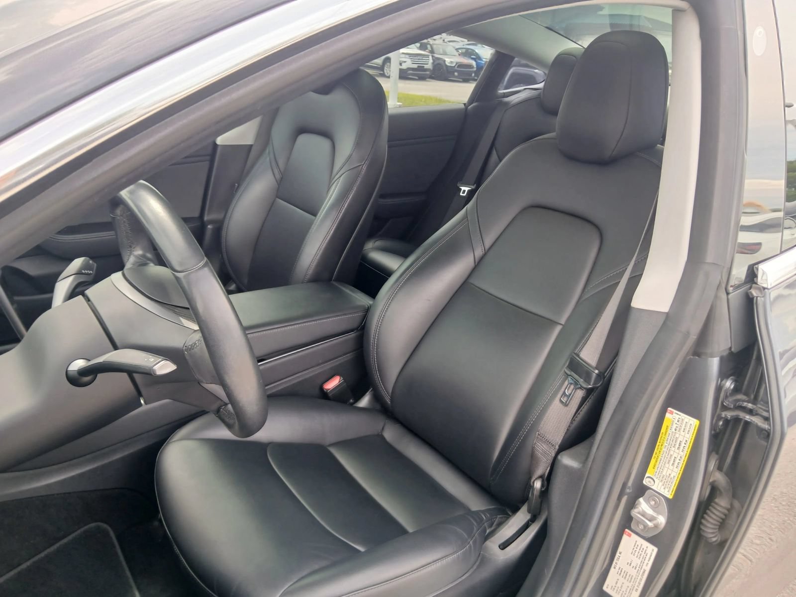 Used 2018 Tesla Model 3 Long Range RWD image 10
