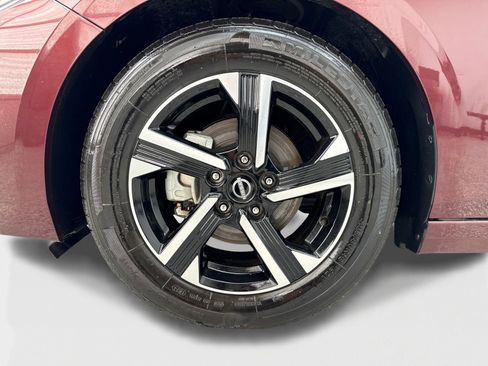Used 2024 Nissan Sentra SV FWD image 49