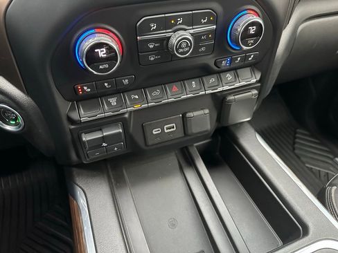 Used 2020 Chevrolet Silverado 2500 High Country w/ Z71 Off-Road Package image 25