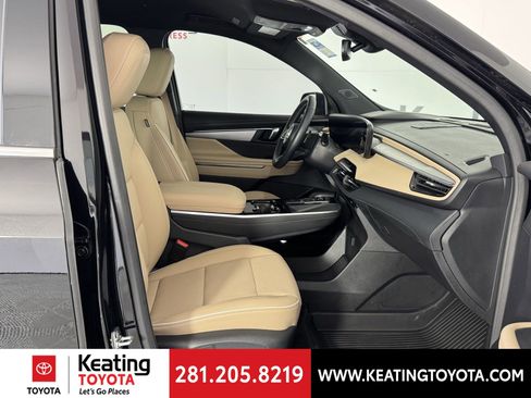 Used 2025 Buick Enclave Preferred w/ Power Package FWD image 20