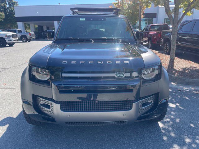 Used 2025 Land Rover Defender 110 V8 AWD/4WD image 5