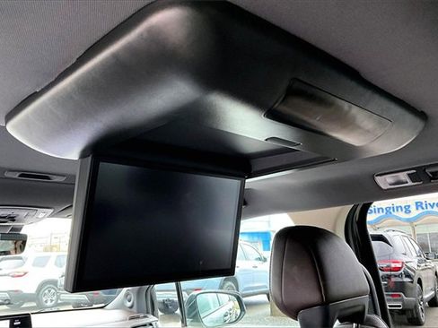 Used 2022 Toyota Sienna Platinum image 24