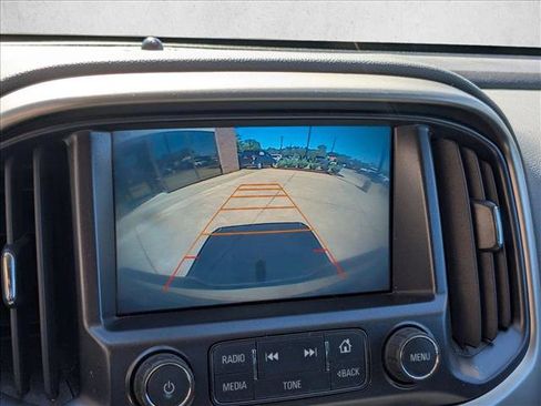 Used 2017 Chevrolet Colorado Z71 AWD/4WD image 14