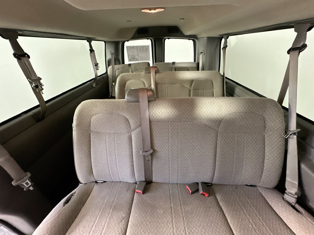 Used 2025 Chevrolet Express 3500 LT w/ LT Preferred Equipment Group RWD image 13