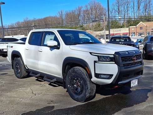 New 2026 Nissan Frontier PRO-4X w/ Pro-4x Convenience Package image 1