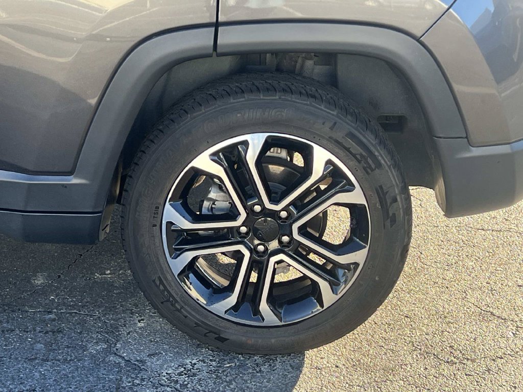 Used 2023 Jeep Compass Limited AWD/4WD image 13
