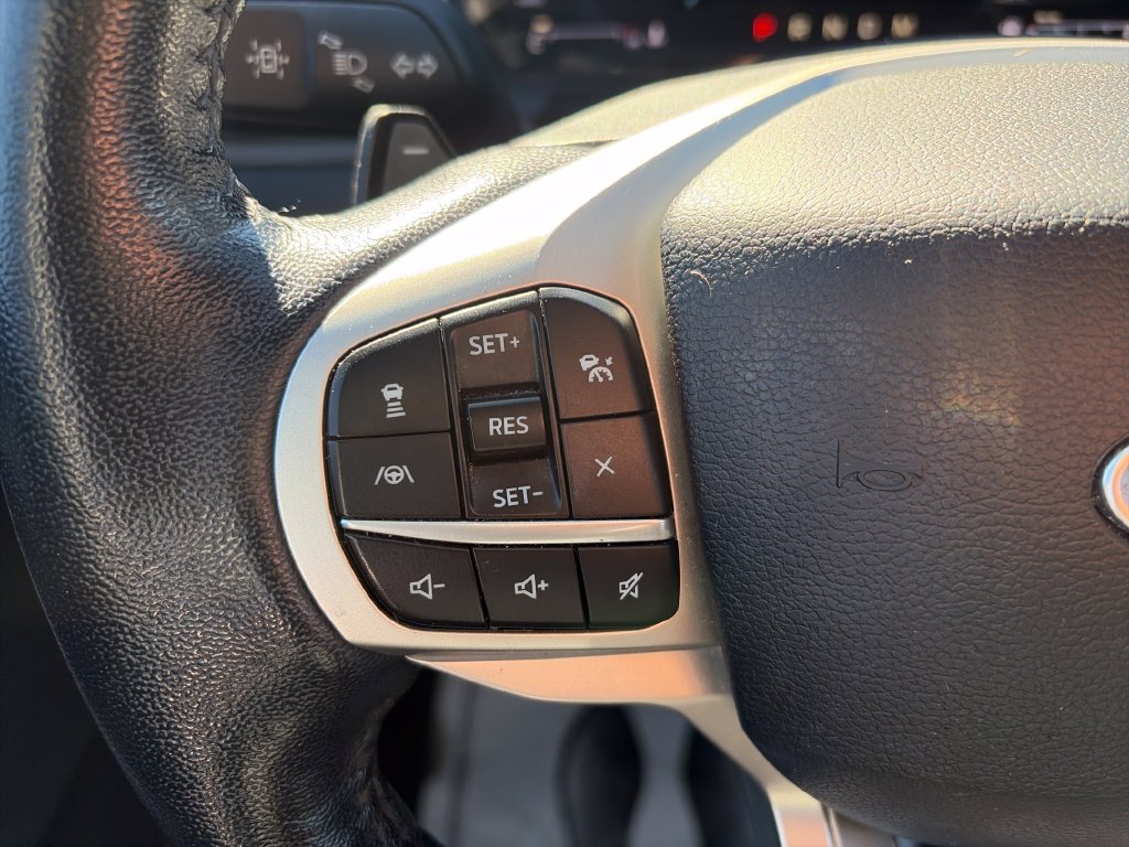 Used 2020 Ford Explorer Limited AWD/4WD image 15