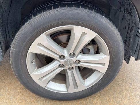 Used 2012 Toyota Highlander Limited FWD image 36
