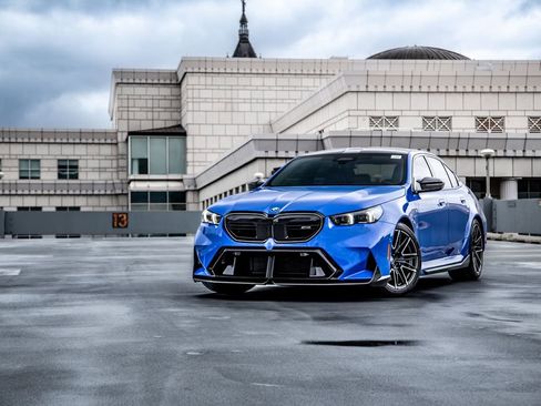 New 2026 BMW M5 w/ Carbon Package AWD/4WD image 3