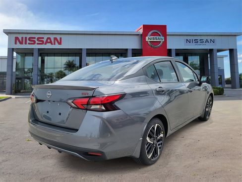 New 2025 Nissan Versa SR w/ Trunk Package image 2