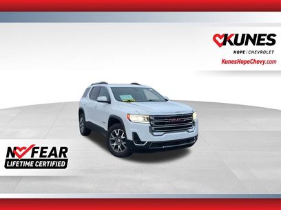 Used 2023 GMC Acadia SLT