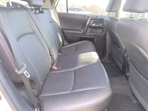 Used 2023 Toyota 4Runner TRD Off-Road Premium image 31