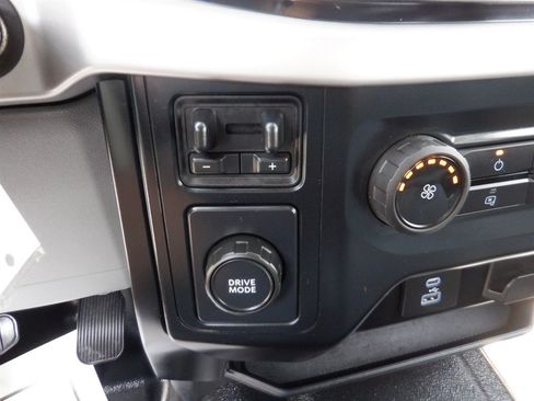 Used 2023 Ford F150 XL RWD image 16