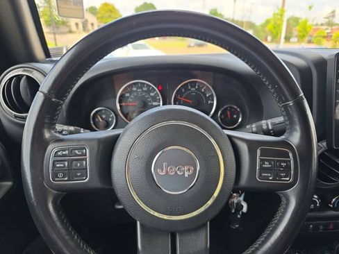 Used 2016 Jeep Wrangler Unlimited Sport w/ Max Tow Package AWD/4WD image 19