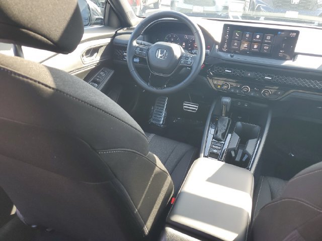 Used 2025 Honda Accord Sport image 11