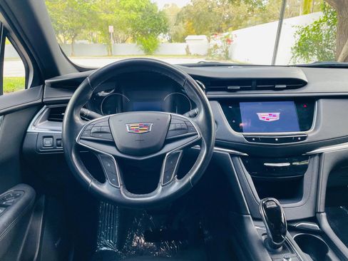 Used 2021 Cadillac XT5 Luxury image 12