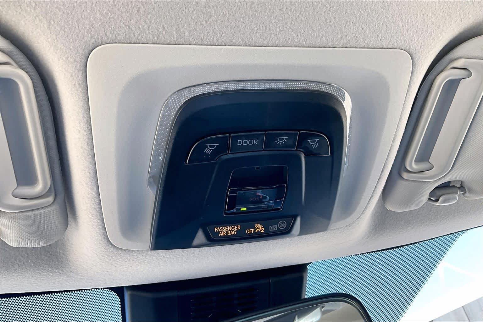 Used 2026 Toyota Corolla LE FWD image 30
