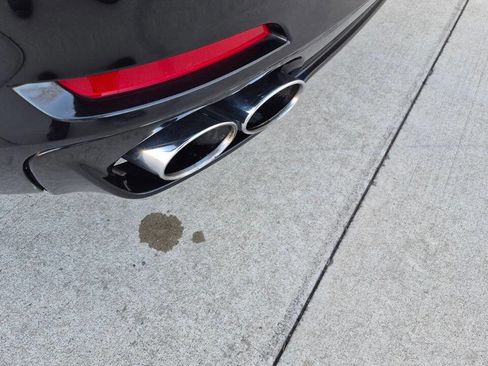 Used 2011 BMW ALPINA B7 w/ Driver Assistance Pkg image 31