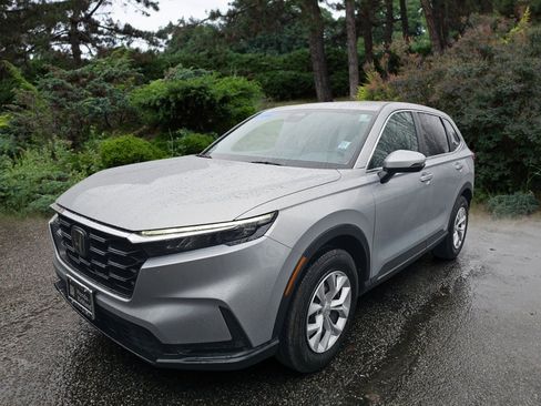 Certified 2025 Honda CR-V LX image 3