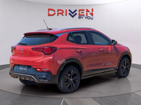 Used 2024 Buick Encore GX Sport Touring image 5