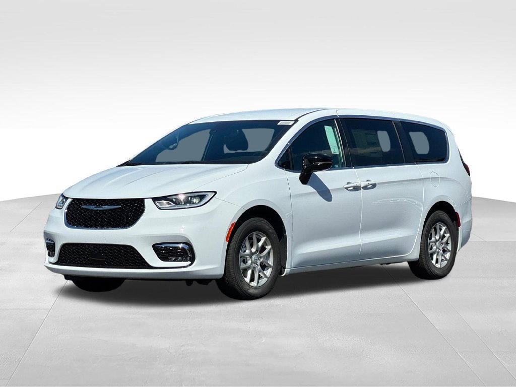 New 2026 Chrysler Pacifica Select FWD image 3