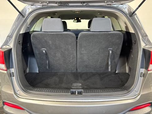 Used 2017 Kia Sorento FWD w/ LX Convenience Package image 21