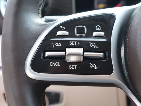 Used 2020 Mercedes-Benz E 450 Cabriolet image 23