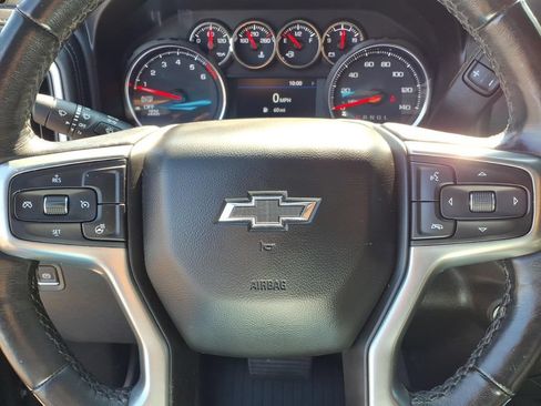 Used 2021 Chevrolet Silverado 1500 LT Trail Boss w/ Convenience Package II AWD/4WD image 5