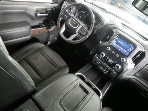 Used 2022 GMC Sierra 2500 Denali AWD/4WD image 9