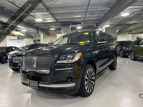 Used 2022 Lincoln Navigator L Reserve image 5