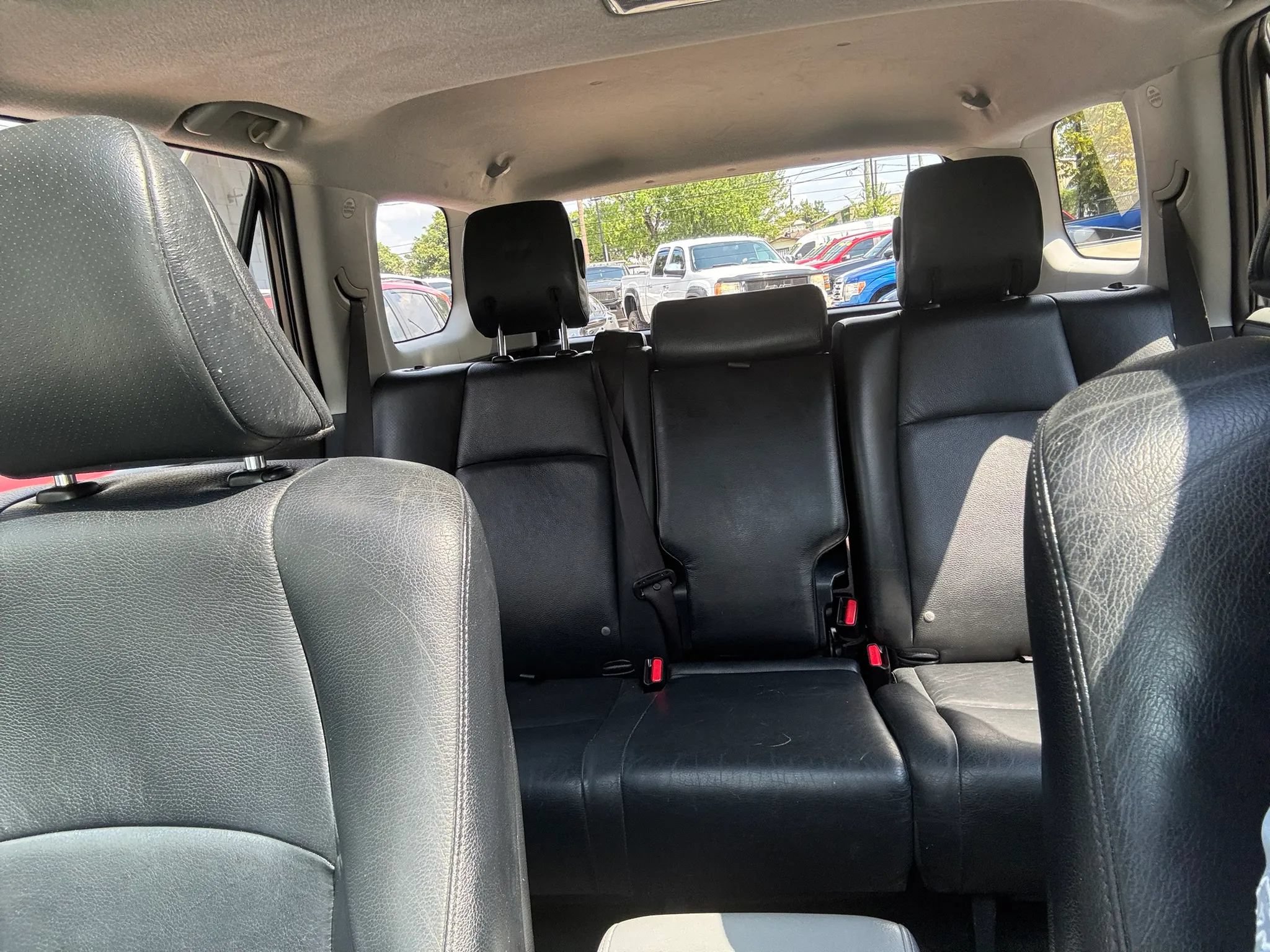 Used 2011 Toyota 4Runner SR5 w/ Premium Pkg w/Leather RWD image 17