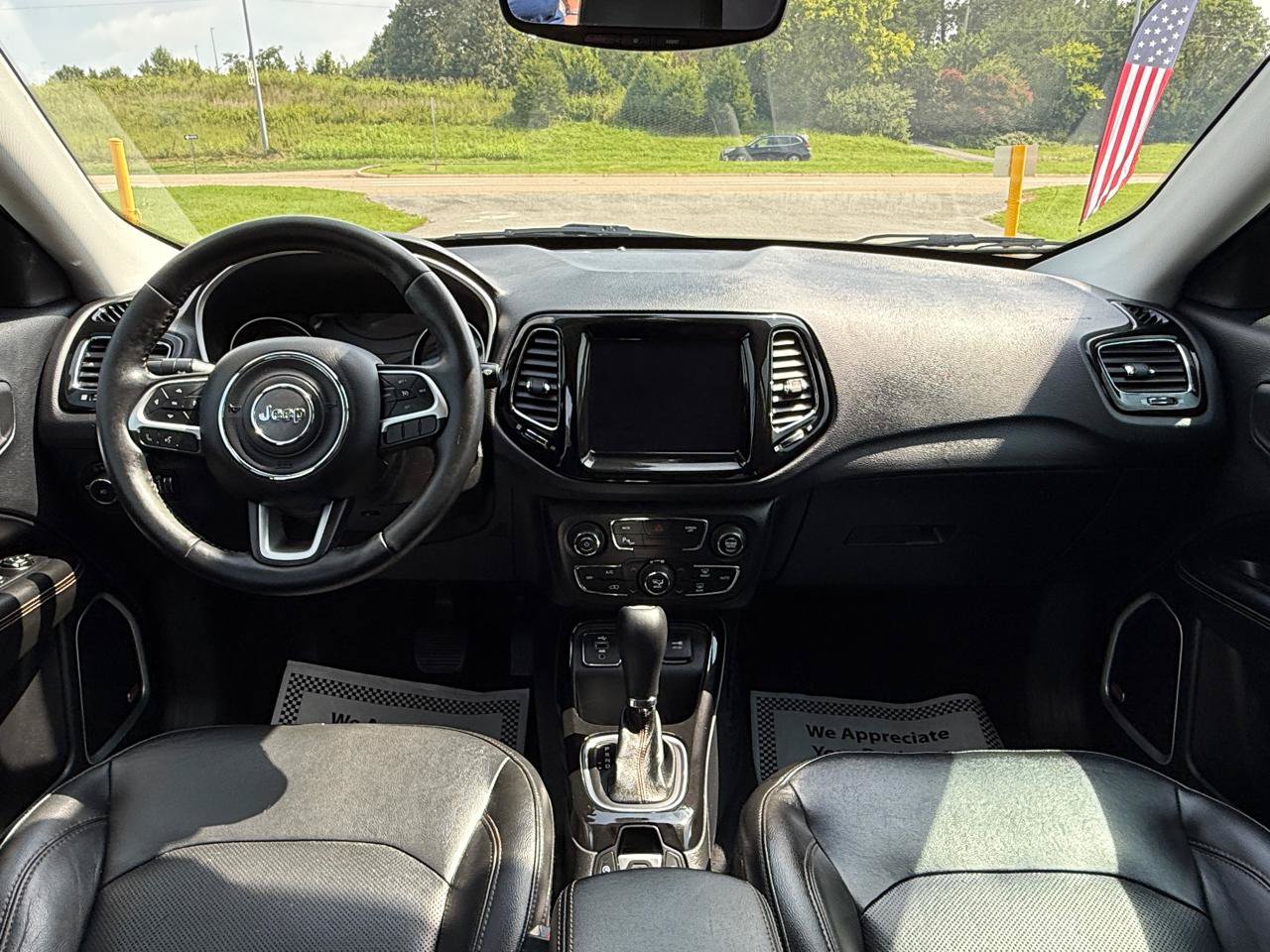 Used 2018 Jeep Compass Limited w/ Navigation Group FWD image 16