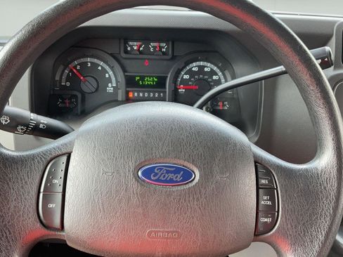 Used 2011 Ford E-350 and Econoline 350 Super Duty w/ Shuttle Bus Prep Pkg image 23