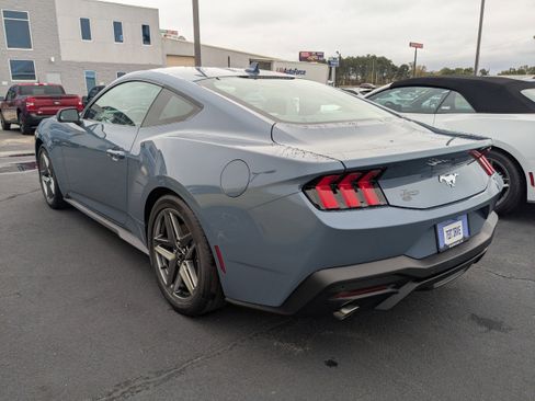 New 2026 Ford Mustang Coupe image 6