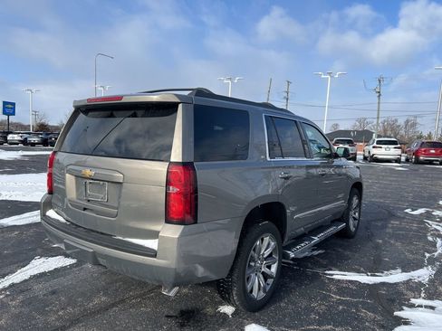 Used 2019 Chevrolet Tahoe LT w/ LT Signature Package image 5
