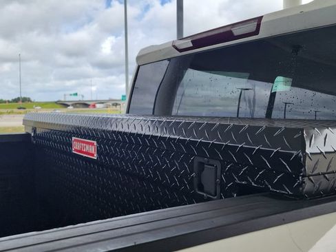 Used 2020 GMC Sierra 1500 2WD Crew Cab w/ Sierra Value Package image 14
