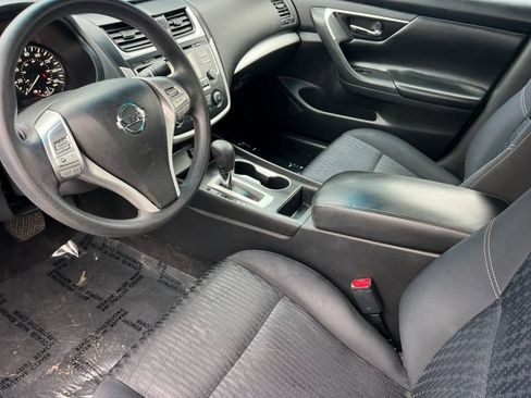 Used 2016 Nissan Altima 2.5 S w/ Power Driver Seat Package image 11